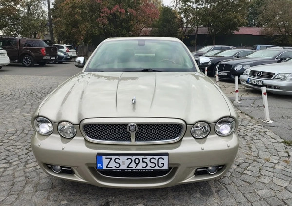 Jaguar XJ cena 59900 przebieg: 157500, rok produkcji 2008 z Warszawa małe 781